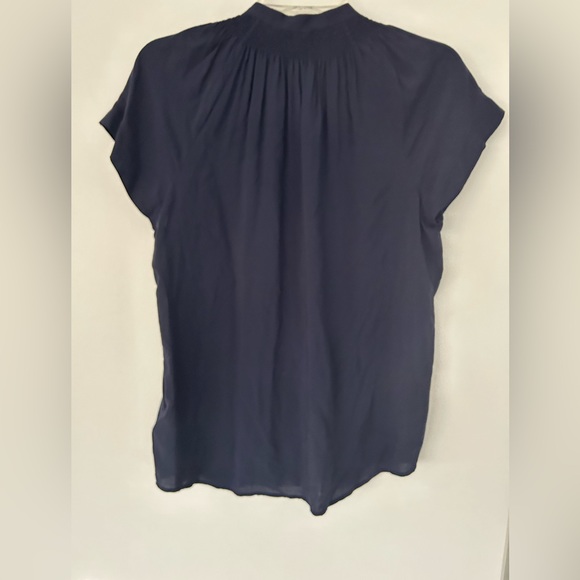 Brooks Brothers cap sleeve blouse, midnight blue, size 2 - Picture 2 of 5
